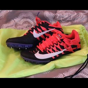 NIKE TRACK SHOES
